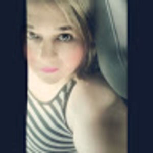 Meet your Posher, Claudia